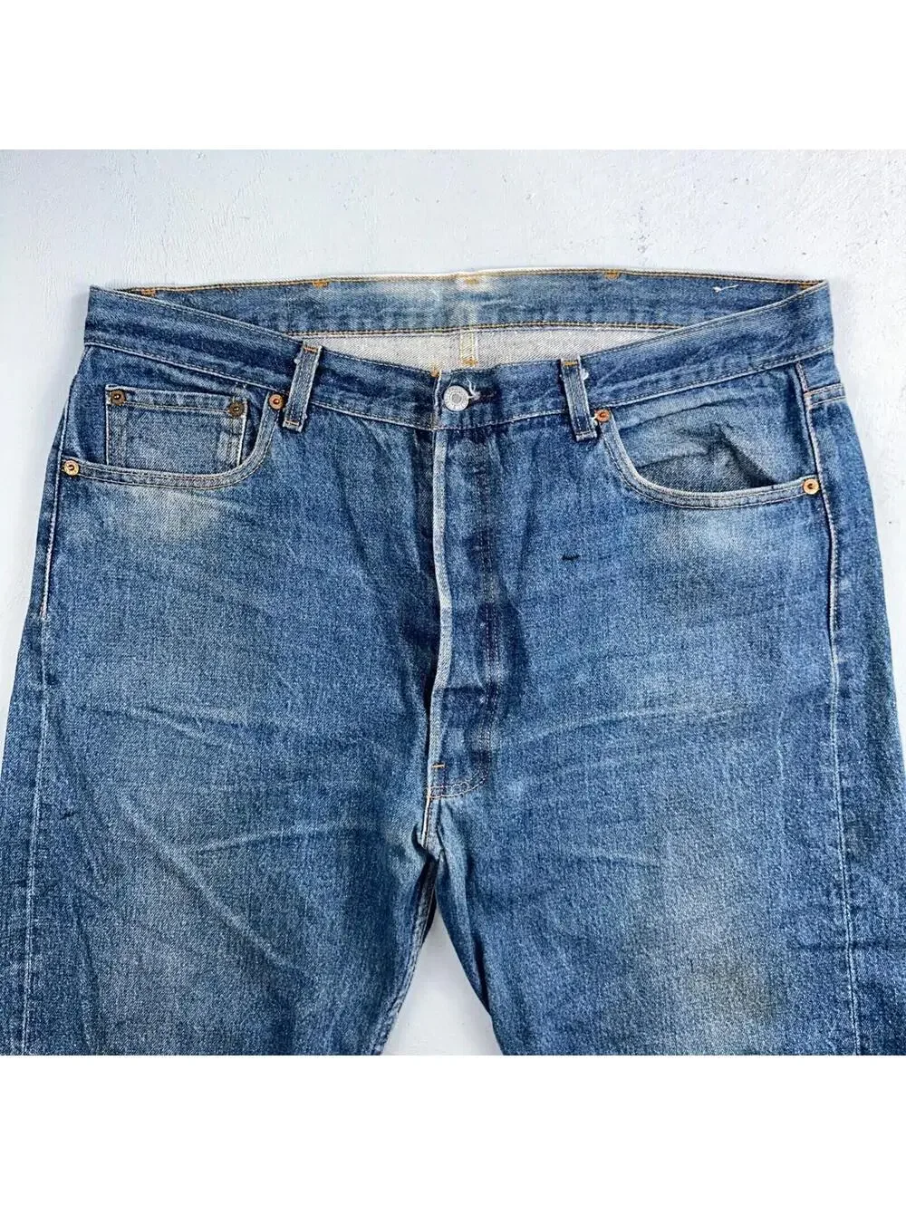 Levis 501 Vintage 80s USA XX Straight Leg Jeans Blue Light Wash 40x33 Act 38x29